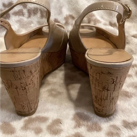 Marc Fisher Nude Patent Leather Peep Toe Wedge
Sandal, Size 8 - Picture 4 of 10